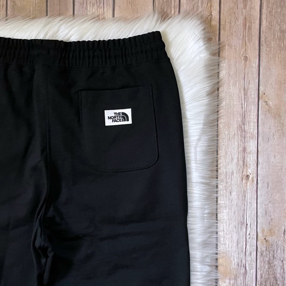 The North Face Men’s Heritage Patch Black Joggers - Picture 5 of 9
